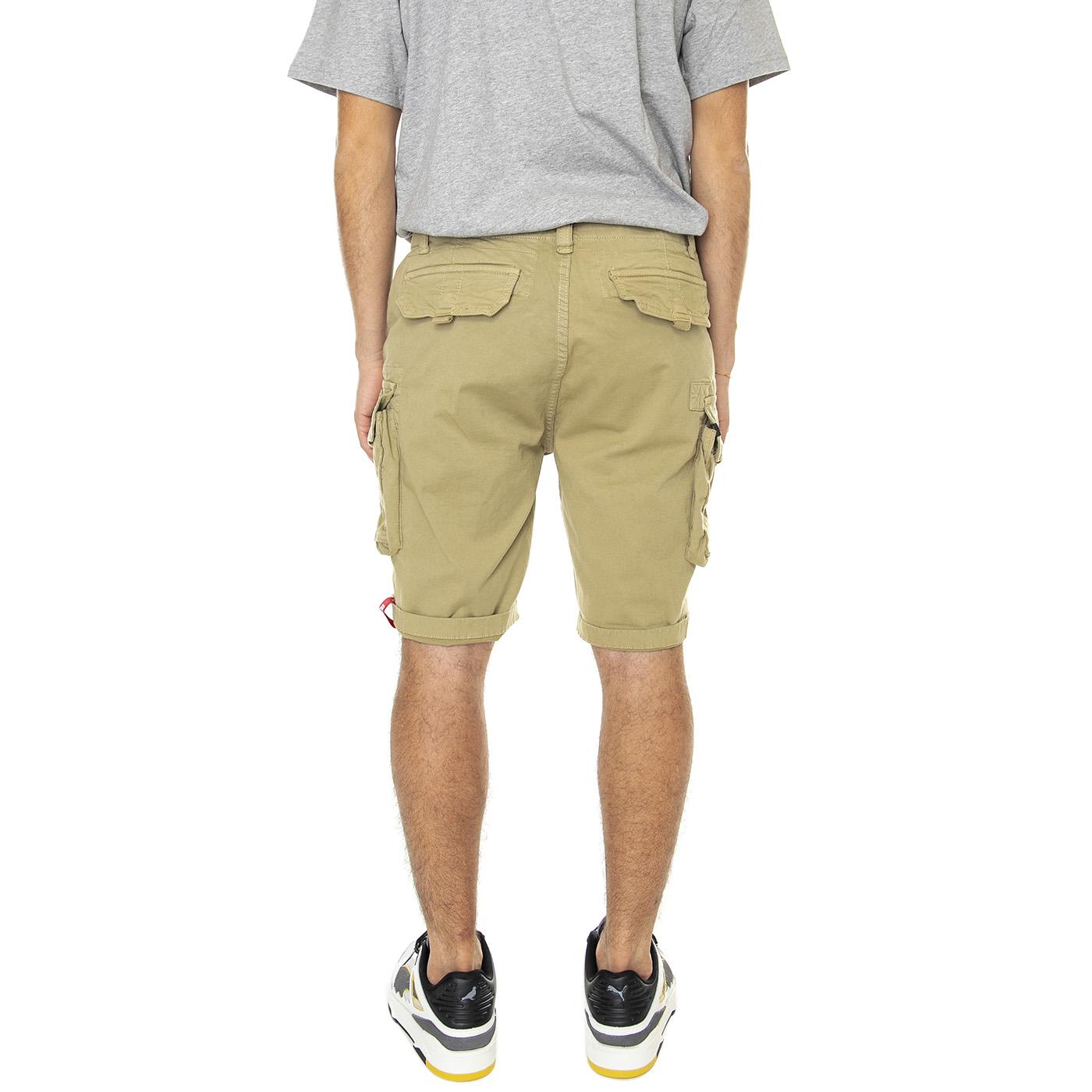 M' Crew Short Light Olive - Bermuda Uomo Verdi 176203-82  ALPHA INDUSTRIES 