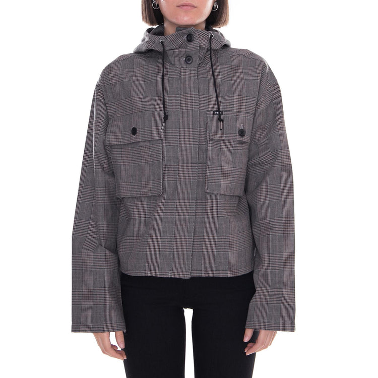  221800248-BKM . OBEY 