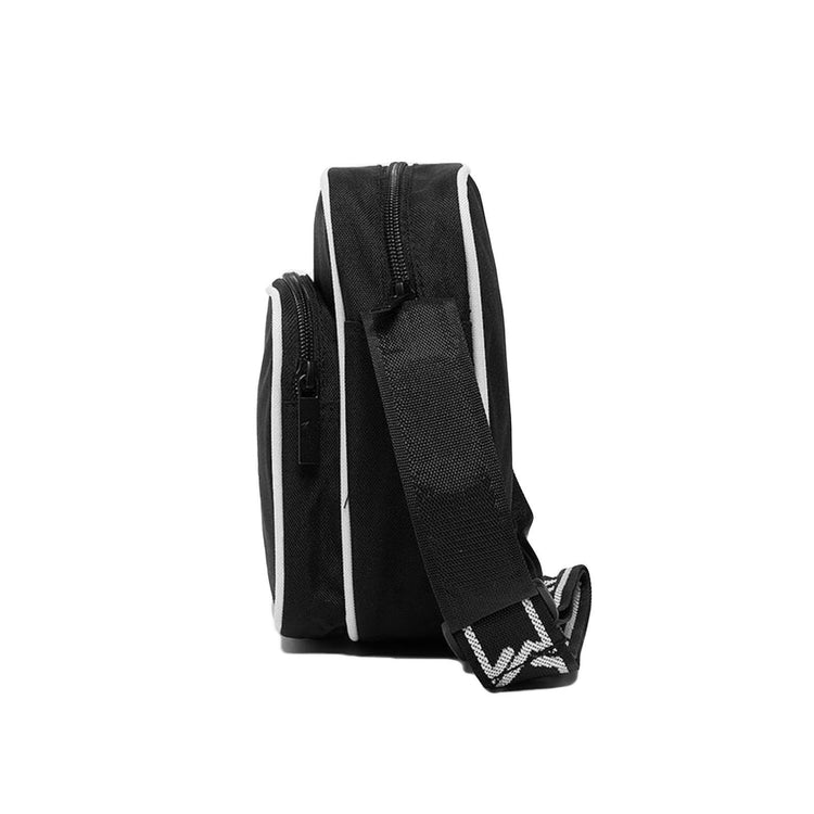  KRAKKWACCQ12002  KARL KANI 