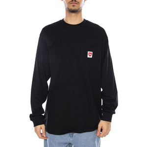L/S Pocket Heart T-Shirt Black / Red - Maglietta Girocollo Maniche Lunghe Uomo Nera I035300.1V2XX . CARHARTT WIP 