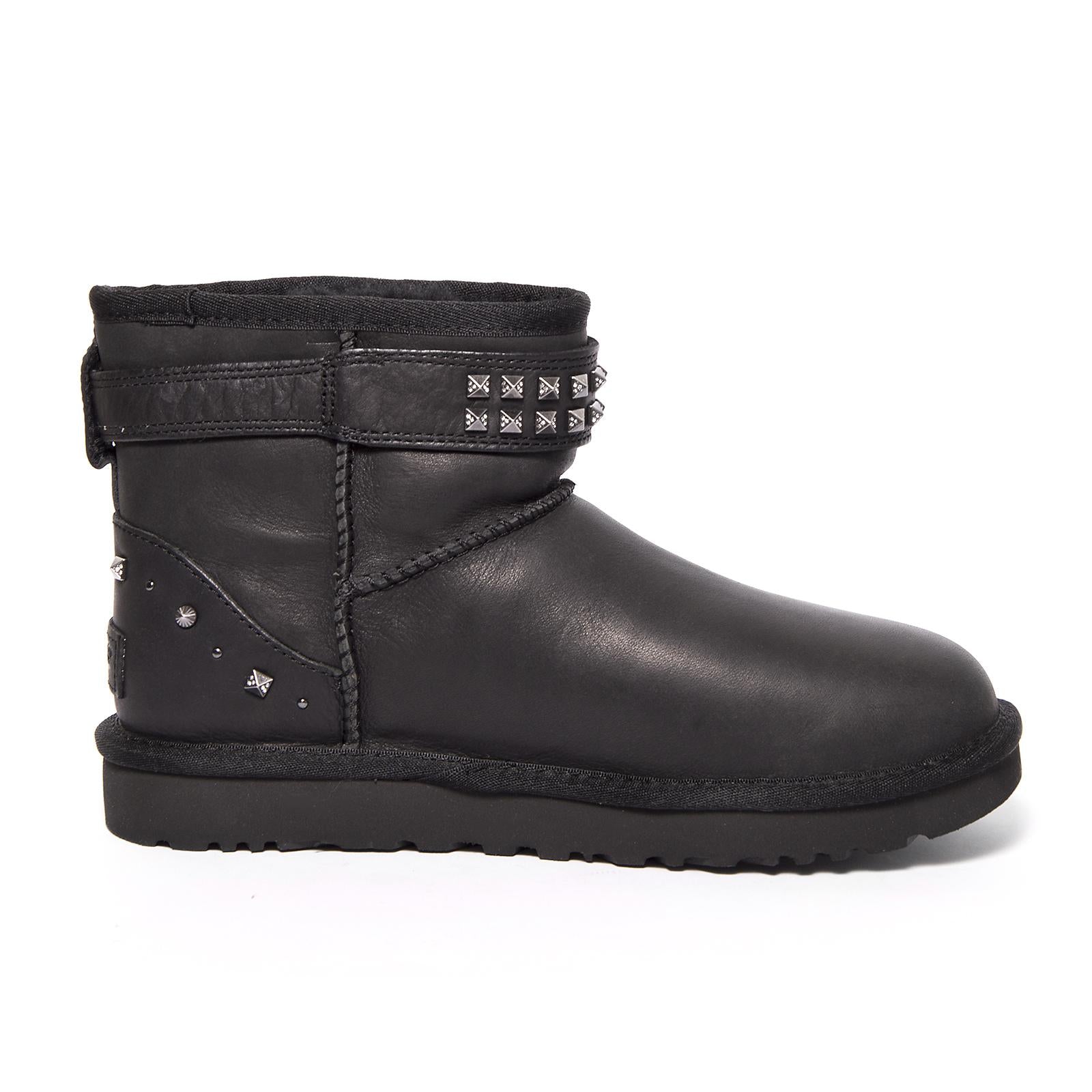 NEVA DECO STUDS BLACK WOMEN UGSNEVADSTBK1013875W  UGG 