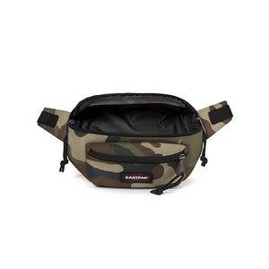  EK073181 . EASTPAK 