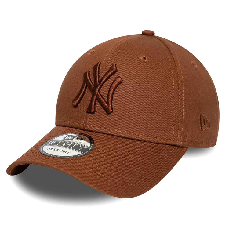 League ESS 940 FA25 Med Brown New York Yankees - Cappellino Marrone 60691396 . NEW ERA 