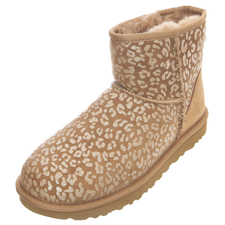  UGSCLMSNLAM1113494W  UGG 