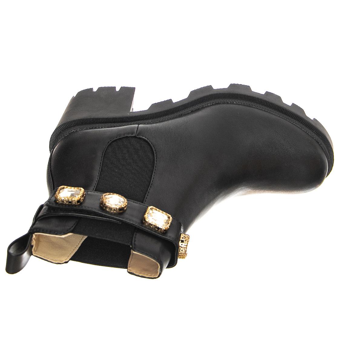  SMSAMULET-BLK  STEVE MADDEN 