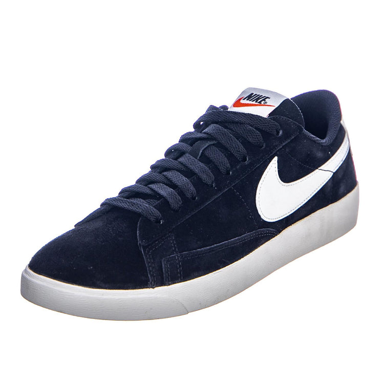  AV9373-001  NIKE 