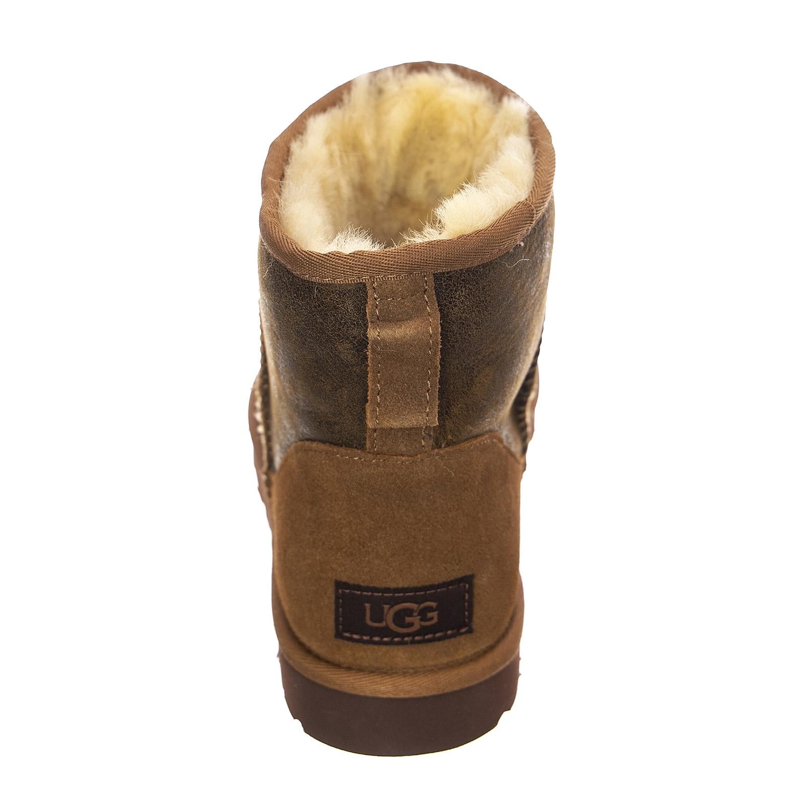  UGMCLMBJCN1007307M  UGG 