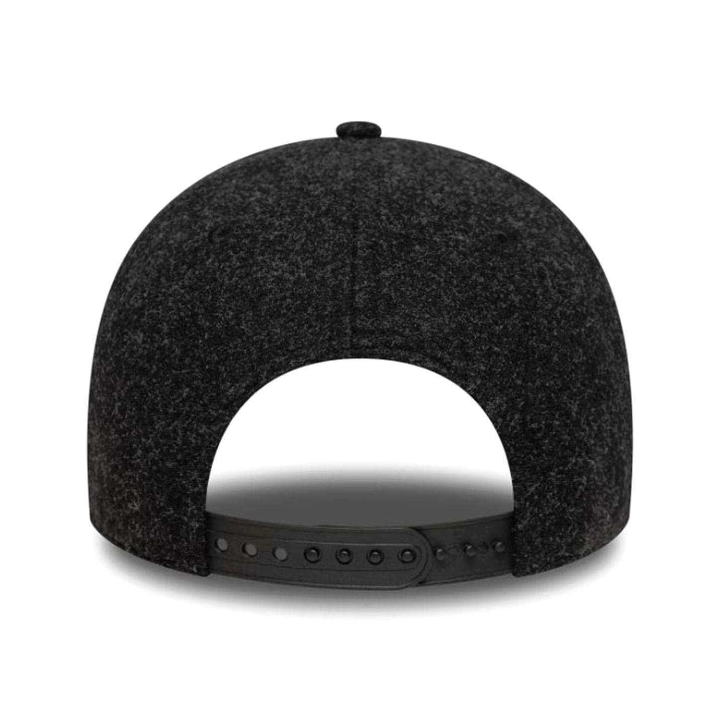 Melton Wool 9FORTY® New York Yankees Black / White - Cappellino con Visiera Uomo Nero / Bianco 60758970 BLKWHI NEW ERA 
